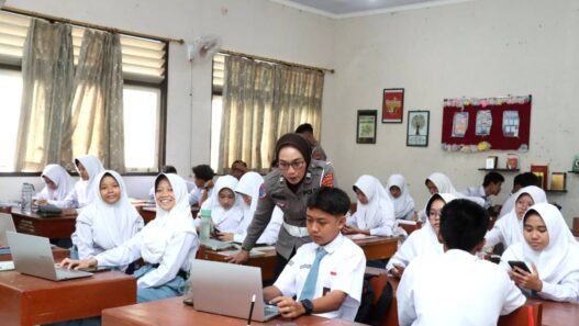 Polres Bekali Siswa SMAN 1 Literasi AI