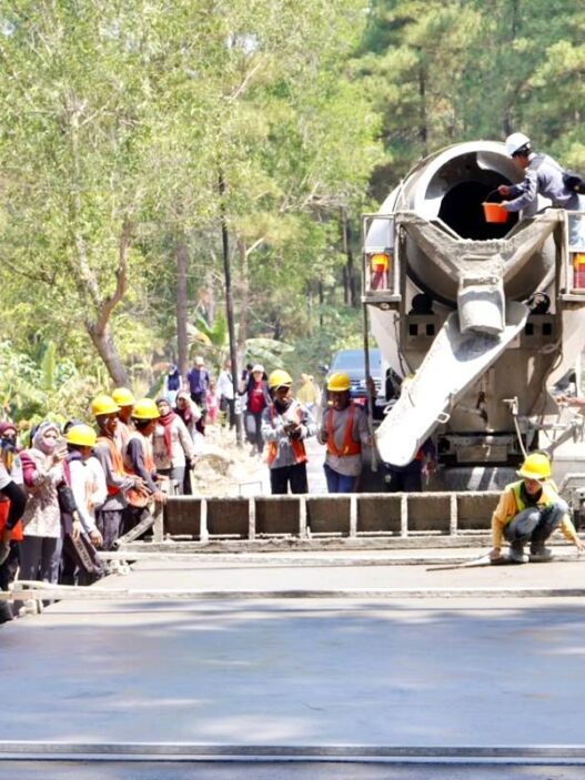 Progres Perbaikan Jalan Wadasmalang Slepi Capai 64,98 Persen