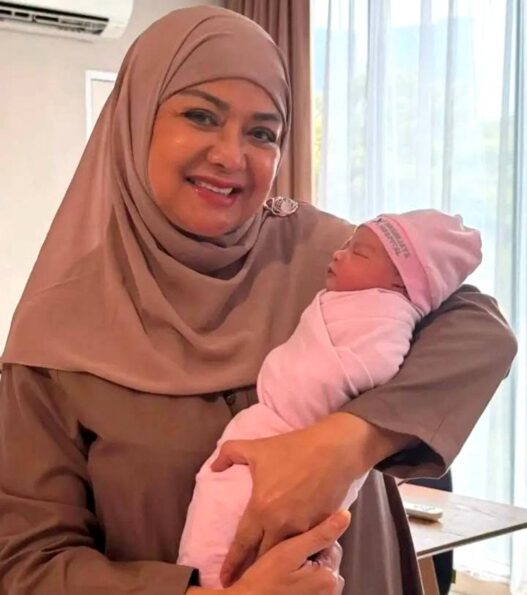 Resmi Sandang Status “Embah”