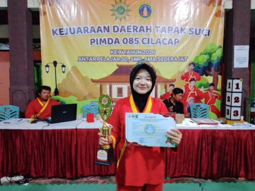 Rifa Nazhifah, Siswi Musa School Sampang Raih Juara 2 Kejurda Tapak Suci