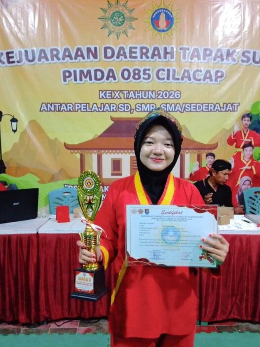 Rifa Nazhifah, Siswi Musa School Sampang Raih Juara 2 Kejurda Tapak Suci
