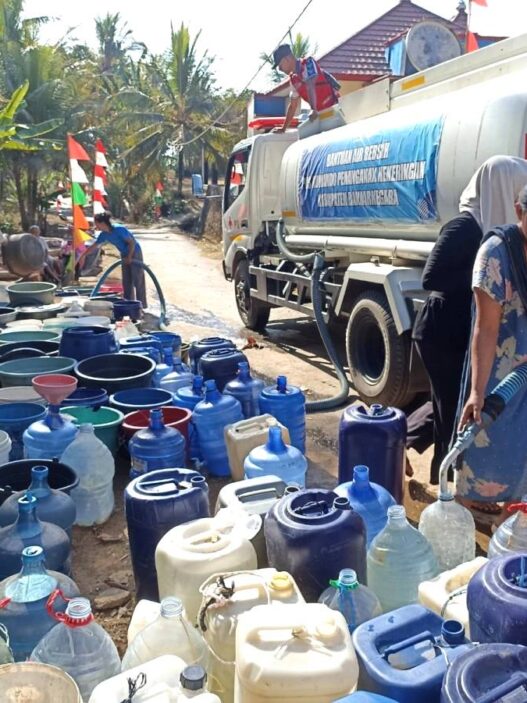 Rogoh Rp400 Ribu untuk 500 Liter Air