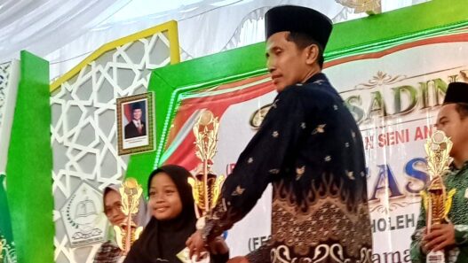 Santri MI Diponegoro Adipala Raih Empat Juara II