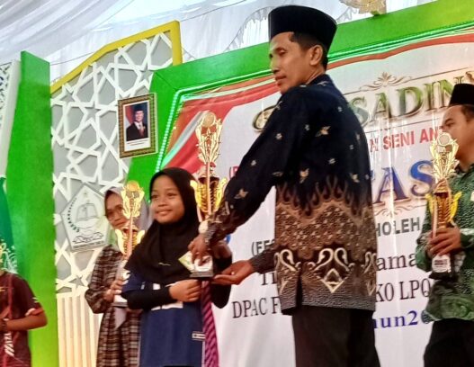Santri MI Diponegoro Adipala Raih Empat Juara II