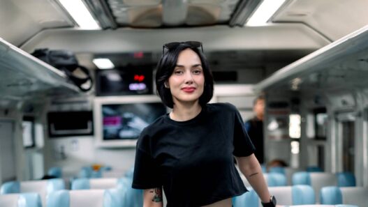 Sara Wijayanto Bantah Isu Selingkuh, Ancam Penyebar Hoaks