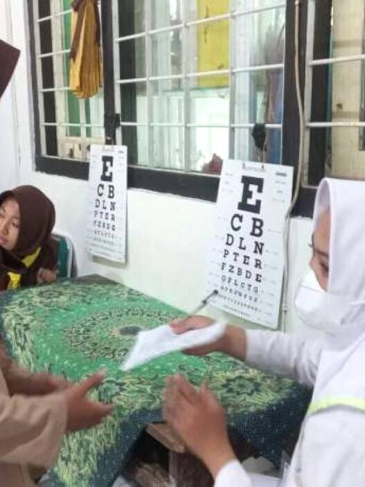 Siswa MAN 1 Kebumen Jalani Cek Kesehatan