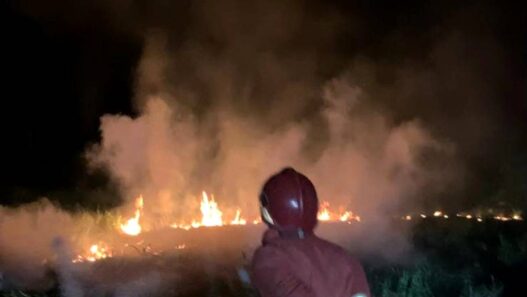 Tanah Bengkok Jatisaba Terbakar