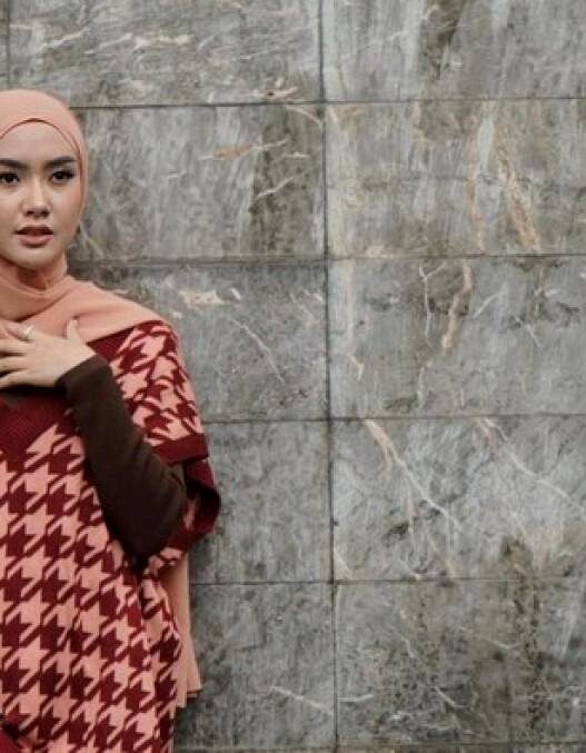 Tekuni Hobi Melukis