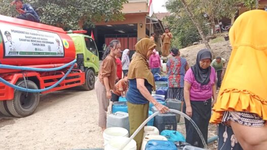 Warga Butuh Droping Air Lebih Rutin