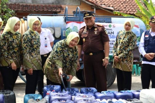 51 Desa Kesulitan Air Bersih