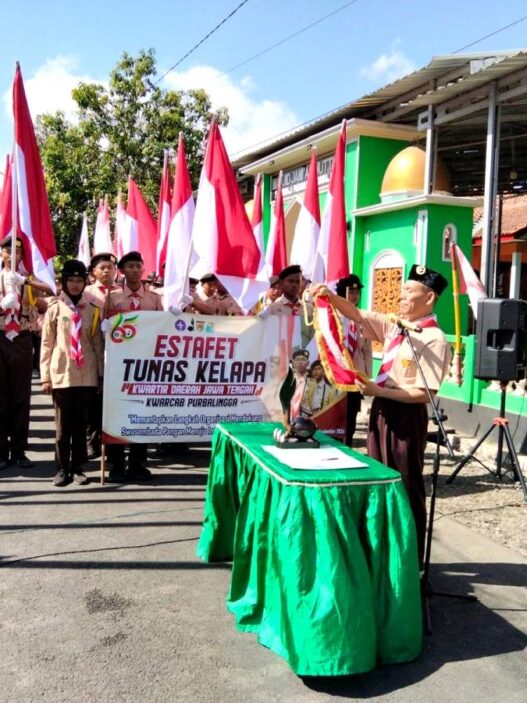 61 Pasukan Inti Kawal Estafet Tunas Kelapa Padamara