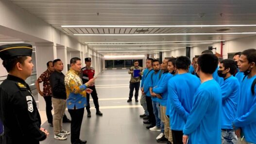 82 WNI Bermasalah Dipulangkan dari Malaysia