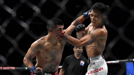 Bilal Hasan Bidik Gelar UFC
