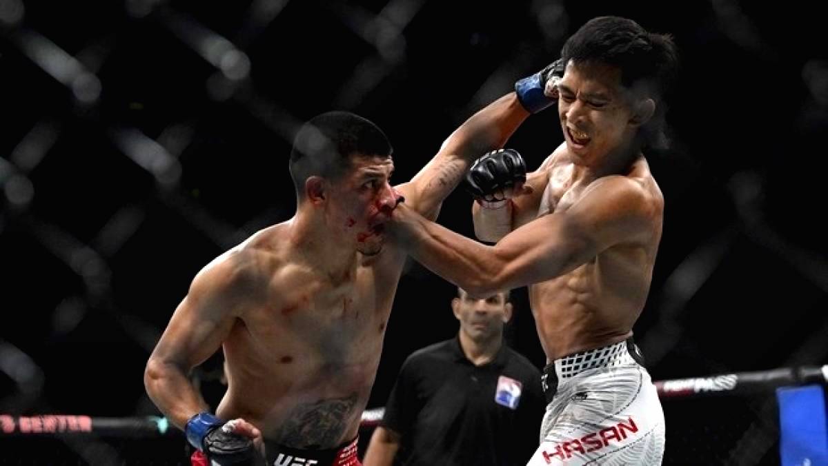 Bilal Hasan Bidik Gelar UFC