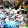 Bungkus Paket Jadi Petunjuk Sampah Liar