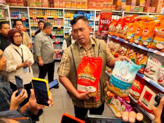 Distribusi Beras Premium Diperluas ke Ritel Modern