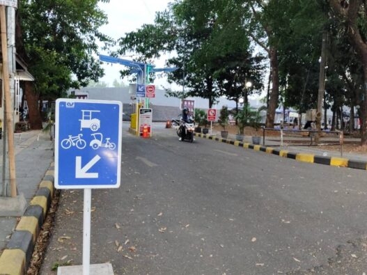 DPRD Desak E Parking Dikebut
