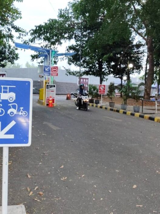 DPRD Desak E Parking Dikebut