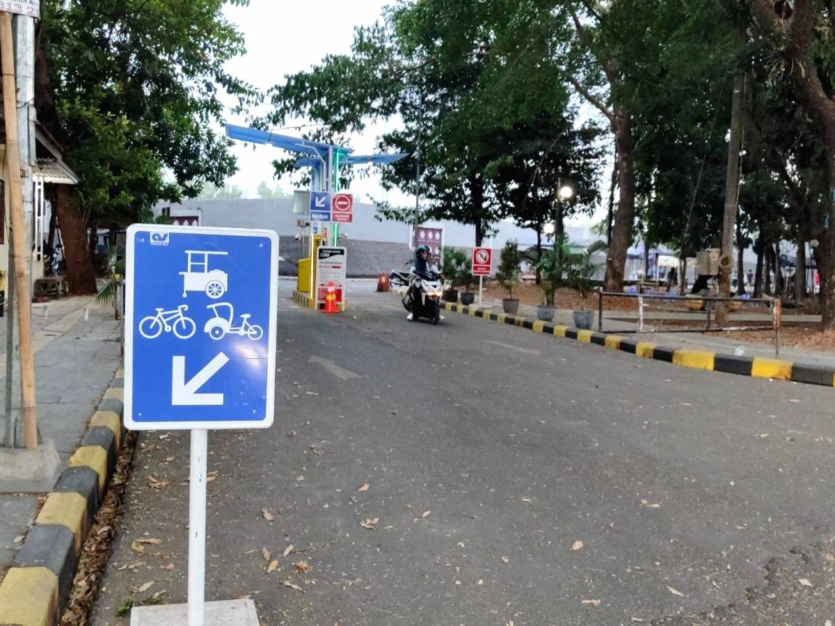 DPRD Desak E Parking Dikebut