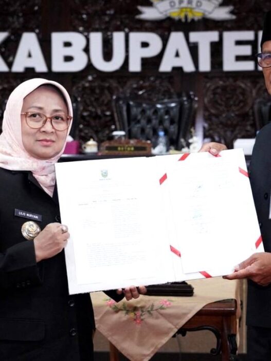 DPRD Kebumen Setujui Dua Raperda Jadi Perda