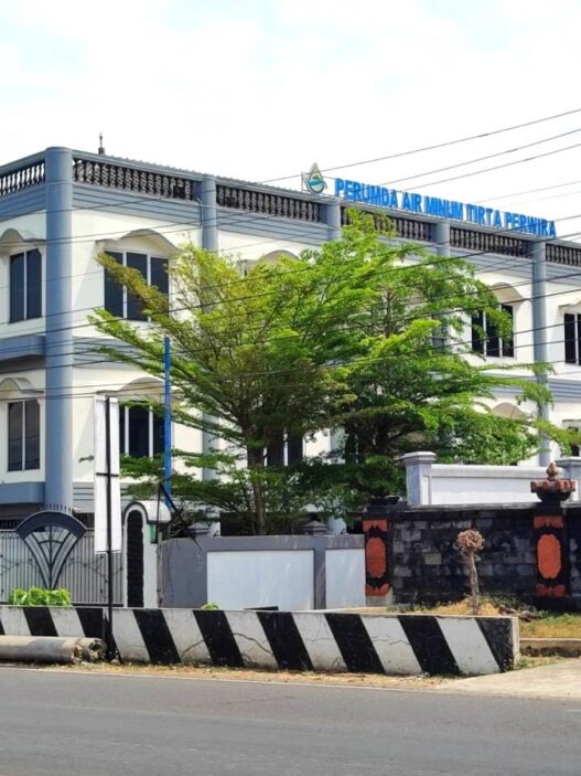 DPRD Minta Kaji Ulang Gaji dan Tarif Perumdam