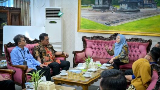 E Katalog Lebih Mahal dari Pasar Jadi Sorotan