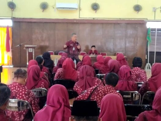 Guru Wajib Ajukan Cuti Sepekan Sebelumnya