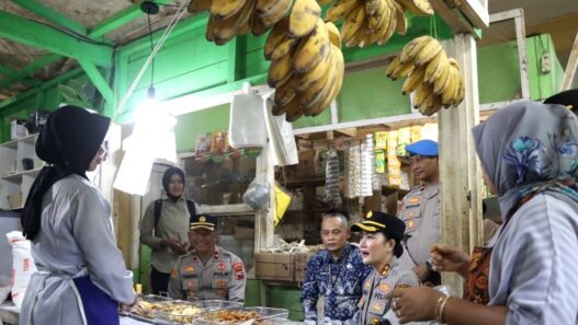 Kapolres Patroli Keamanan ke Pasar Induk