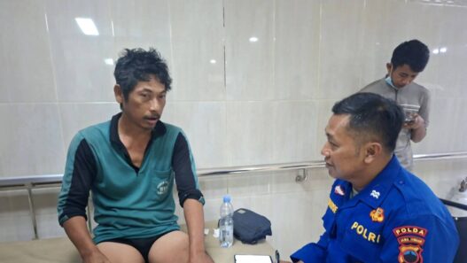 KM Surya A Dihantam Ombak, Satu Nelayan Meninggal