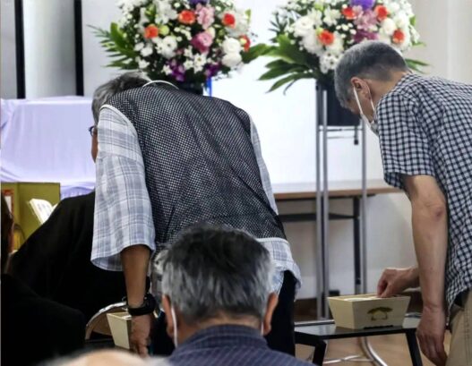 Lansia Bentuk Komunitas Tak Meninggal dalam Kesepian