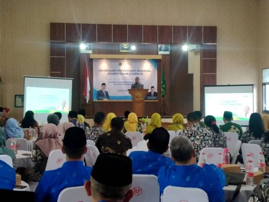 Madrasah Dilarang Campuri Dana Komite