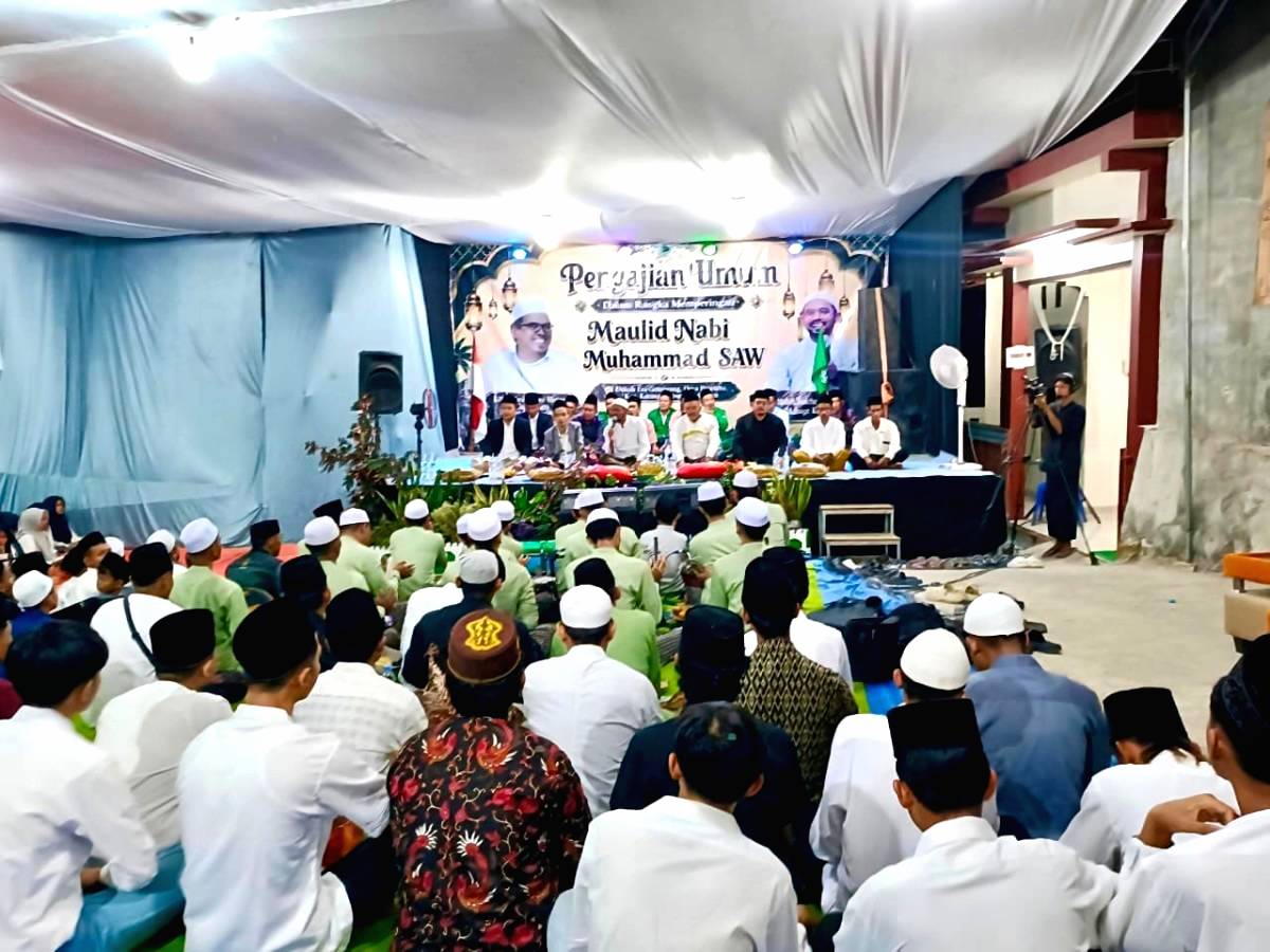 Maulid Nabi, Pujotirto Diwarnai Shalawat dan Pengajian