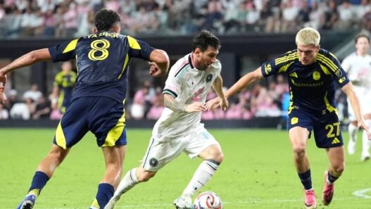 Messi Cetak Gol ke