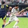 Messi Cetak Gol ke