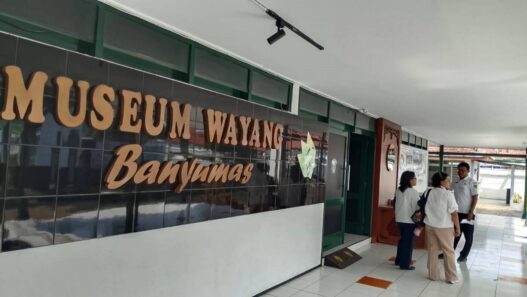 Museum Wayang Kebanjiran Rombongan
