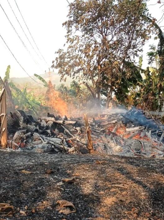 Pangkalan Kayu di Cipari Terbakar