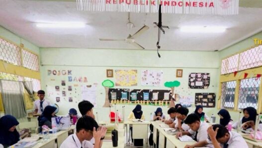 Pemprov DKI Terapkan PJJ Mulai Hari Ini