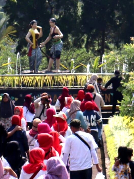 Pendapatan Baturraden Turun