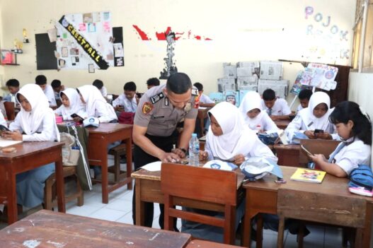 Polres Kebumen Ajak Pelajar Bijak Gunakan AI