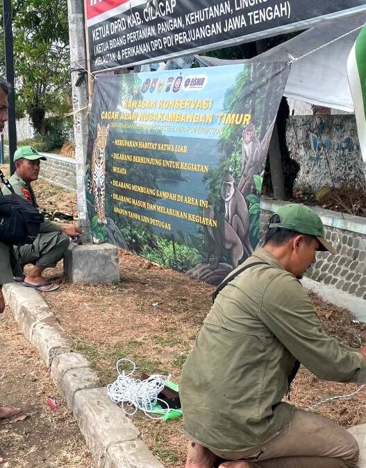 Tiga Satwa Dilindungi Dilepasliarkan