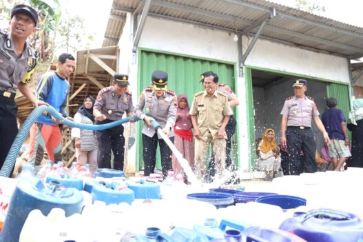 Warga Jalatunda Masih Kesulitan Air Bersih